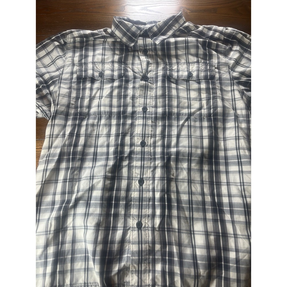 The North Face Button Up Shirt Men's Large Plaid Short Sleeve Pockets